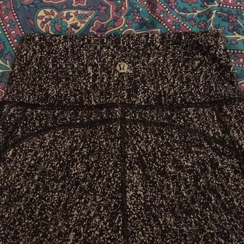 LuluLemon Black and White Mesh Leggings